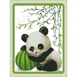 Haft krzyżykowy - Mały miś Panda - zestaw do haftu